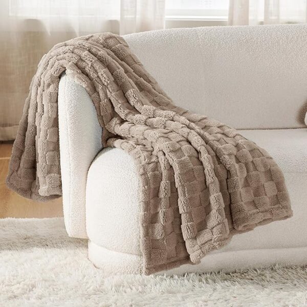 Bedsure Light Taupe Throw Blanket for Couch - Image 2